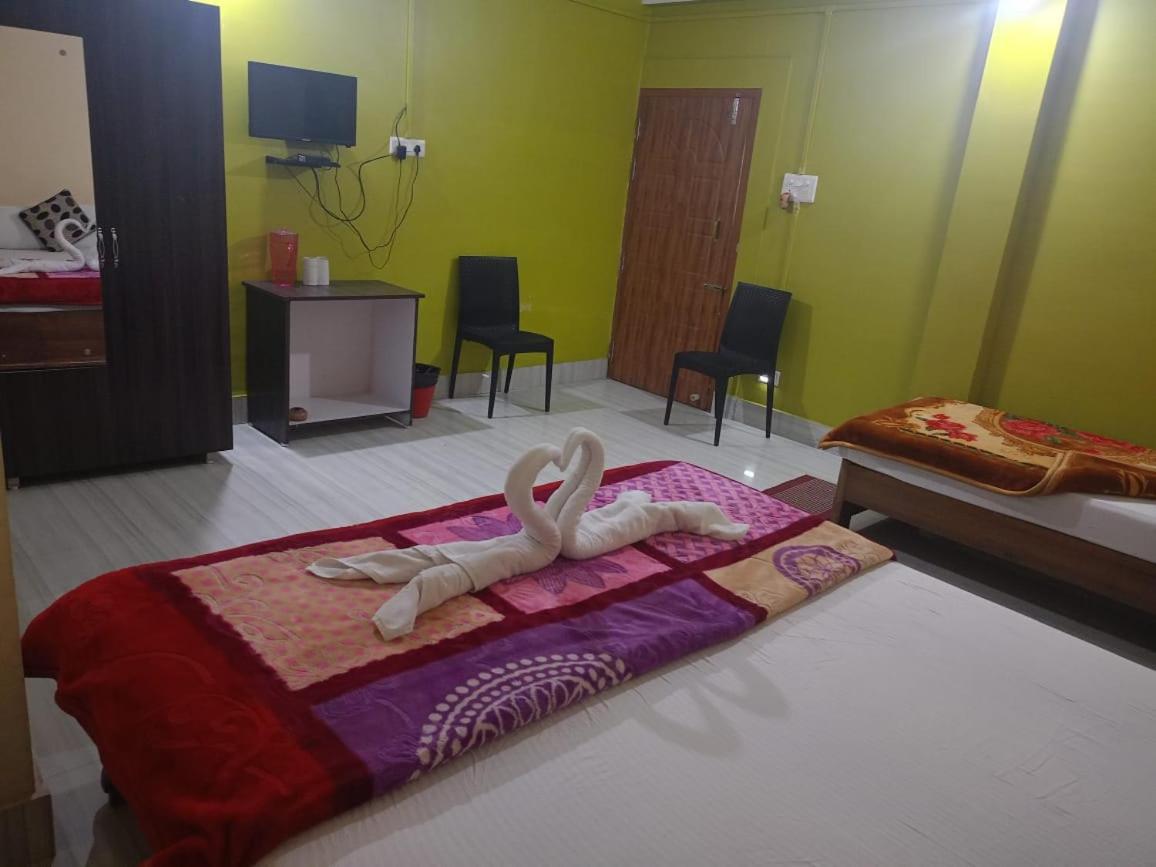 Hotel Kaziranga Holidays Buitenkant foto